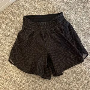Track that mid rise lined shorts 5”